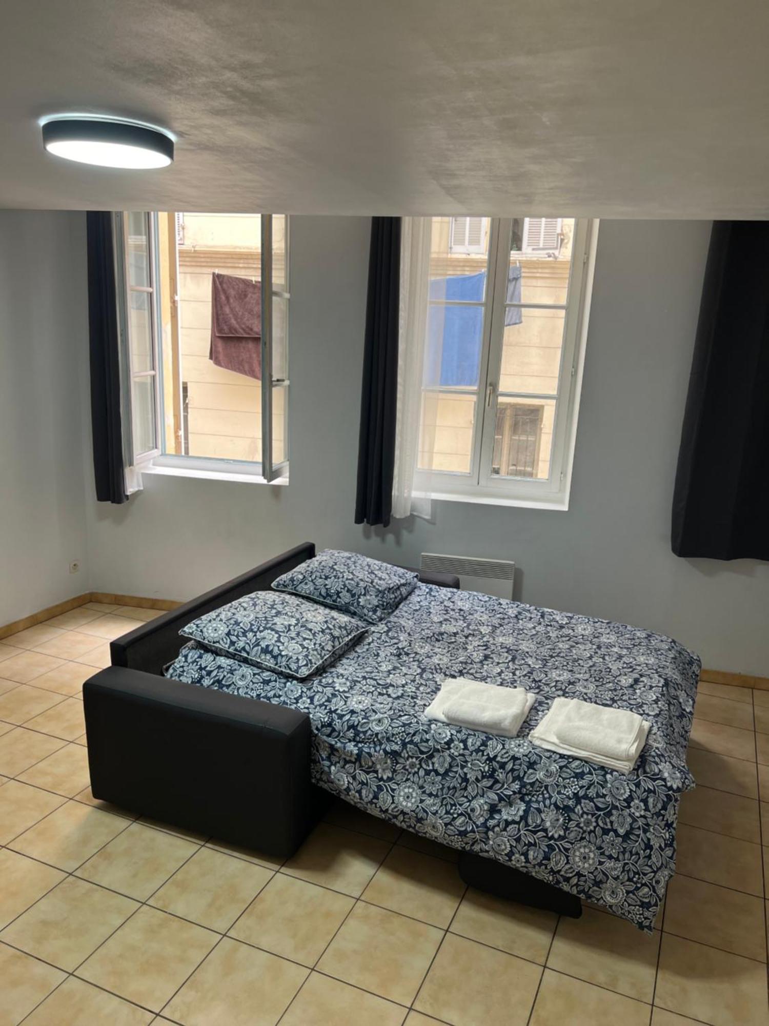 Thubaneau St Charles Canebiere Vieux Port Apartment *